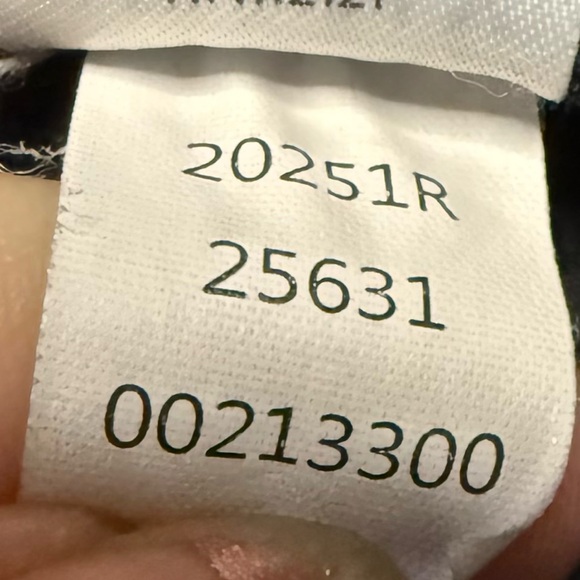 Spanx The Perfect Black Pant - Back Seam Skinny Pants - 20251R - Black - L - Picture 13 of 13